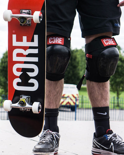 CORE Complete Skateboard Neon Galaxy C2 I Complete Skateboard Holding