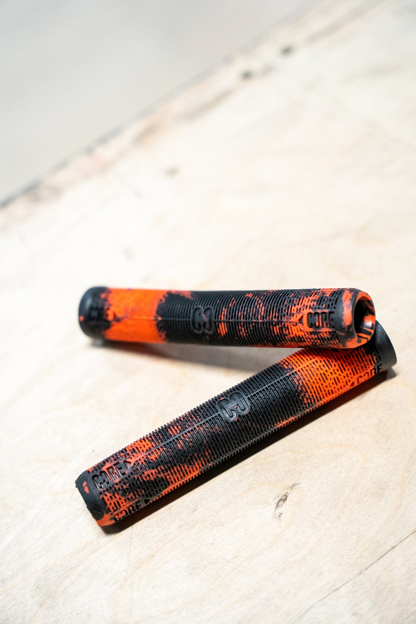 CORE Skinny Boy Scooter Handlebar Grips 170mm Lava I Scooter Grips Ground