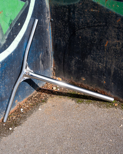 CORE SL2 Aluminium Stunt Scooter Handle Bars Chrome I Scooter Handle Bars Leaning