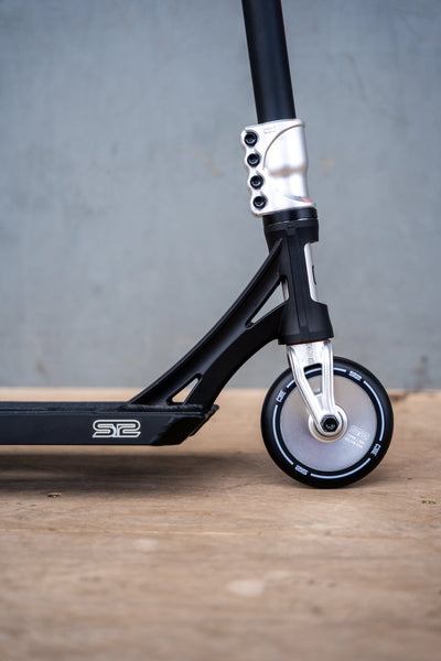 CORE ST2 Stunt Scooter Black & Raw I Adult Stunt Scooter Wheel