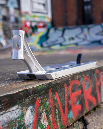 CORE ST2 Stunt Scooter Deck Polished I Scooter Deck Ground