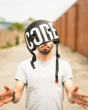 COR-520-STR-HEL-BLW Lifestyle Shot2